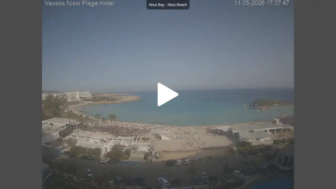 Webcam snapshot from :city — May 11, 2026 15:00