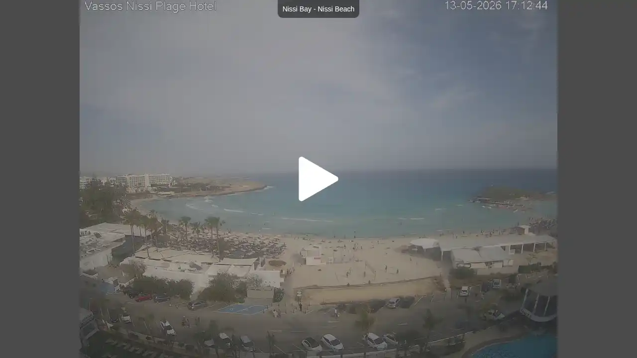 Webcam snapshot from :city — May 13, 2026 15:00
