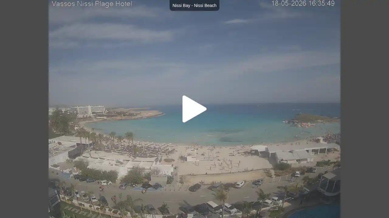 Webcam snapshot from :city — May 18, 2026 14:00