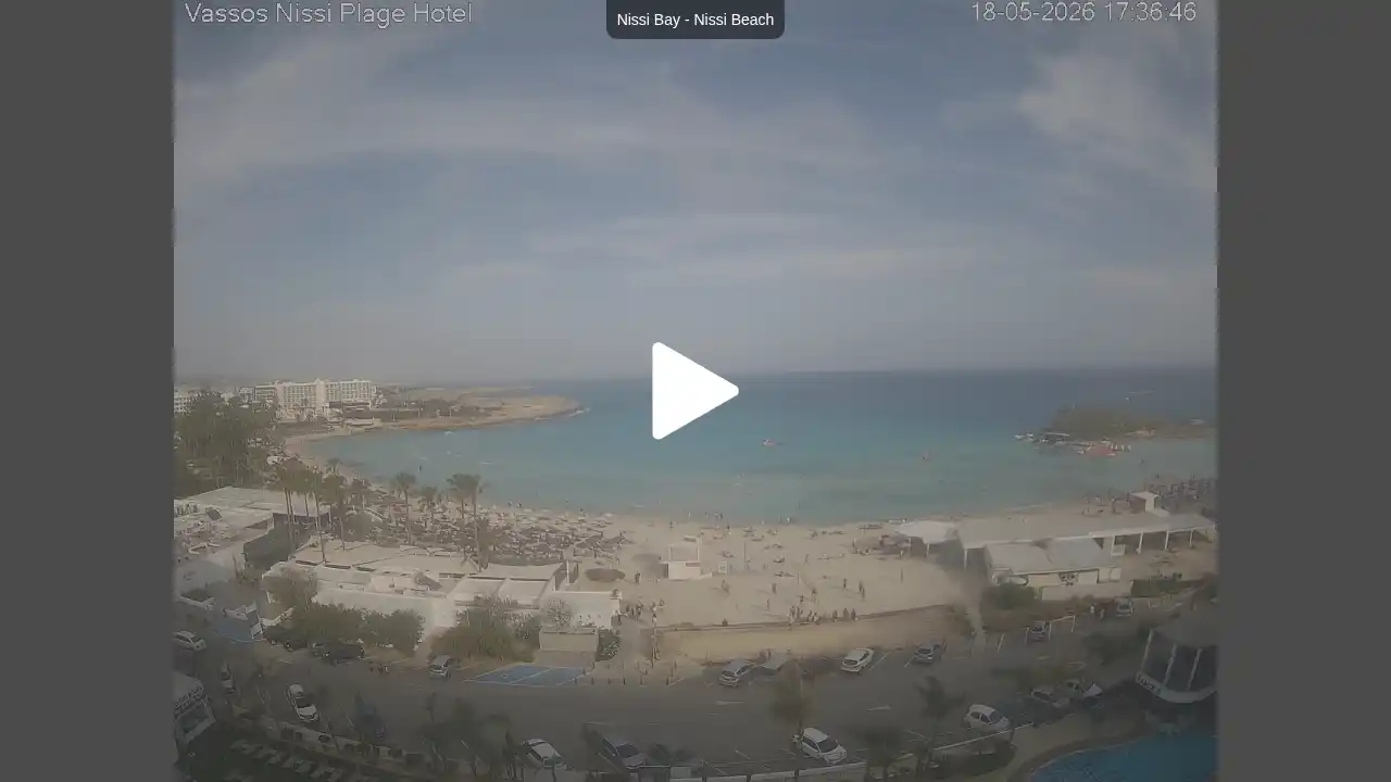 Webcam snapshot from :city — May 18, 2026 15:00