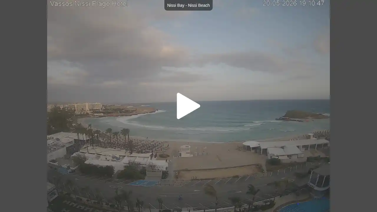 Webcam snapshot from :city — May 20, 2026 17:00