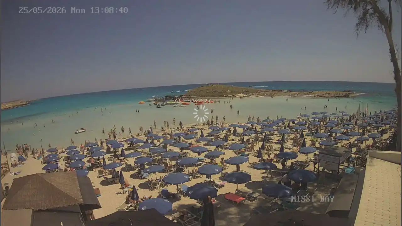 Webcam snapshot from :city — May 25, 2026 12:00