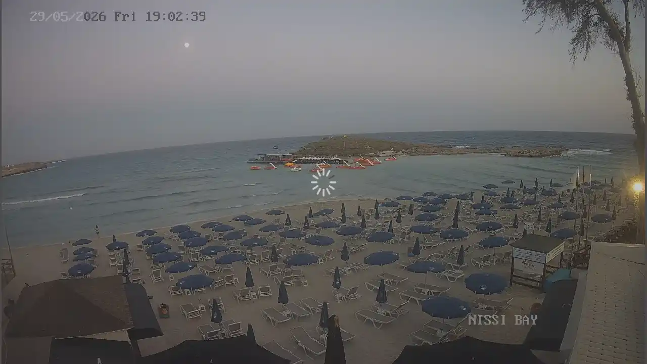 Webcam snapshot from :city — May 29, 2026 17:00