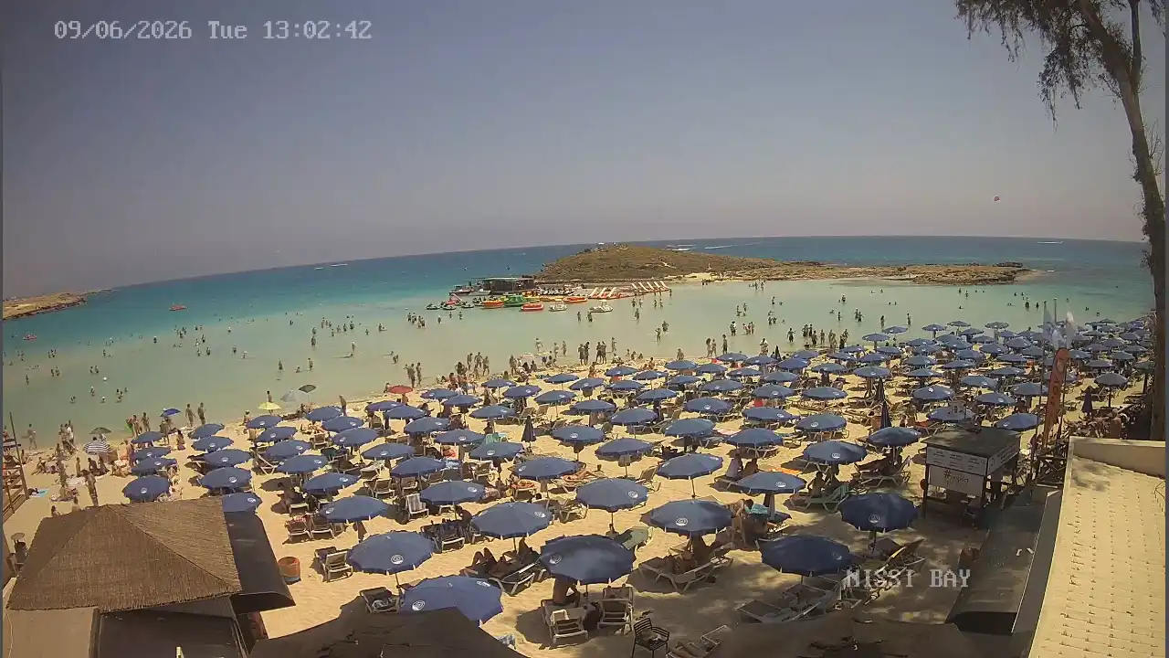 Webcam snapshot from :city — June 9, 2026 11:00