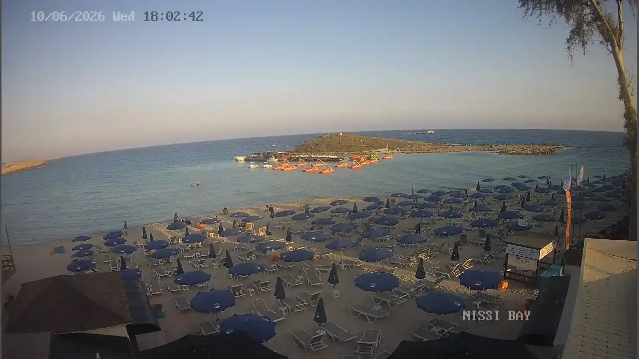 Webcam snapshot from :city — June 10, 2026 16:00