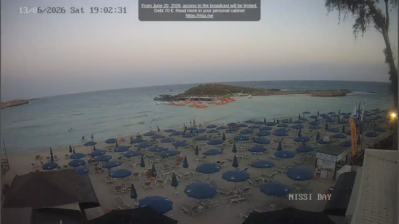 Webcam snapshot from :city — June 13, 2026 17:00