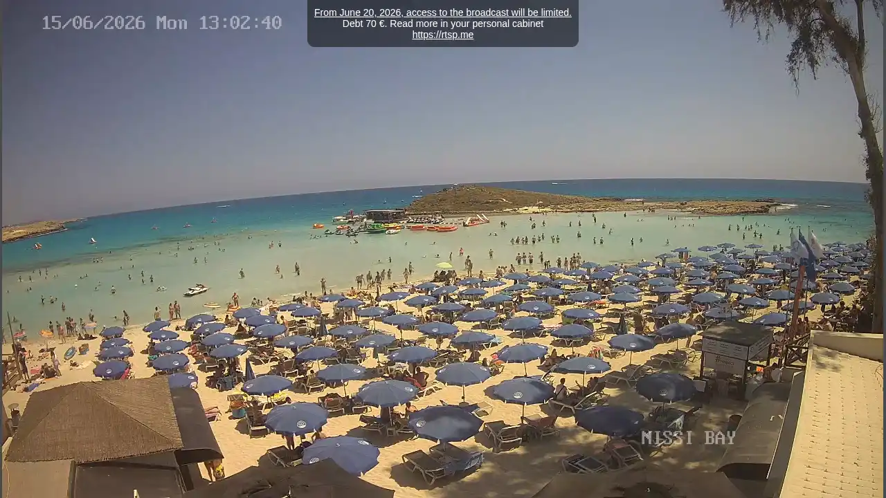 Webcam snapshot from :city — June 15, 2026 11:00
