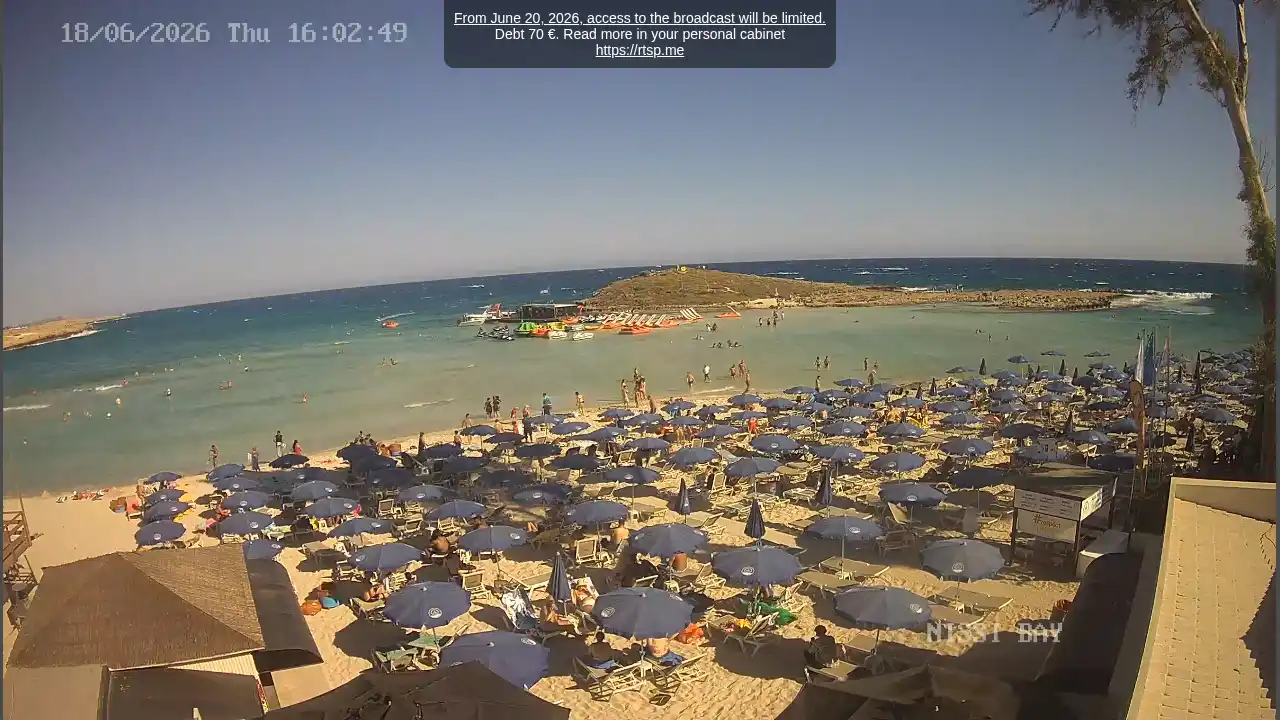 Webcam snapshot from :city — June 18, 2026 14:00