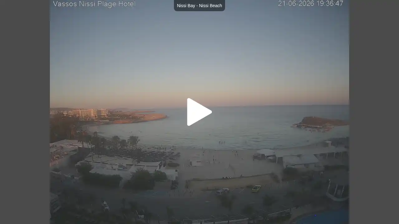 Webcam snapshot from :city — June 21, 2026 17:00
