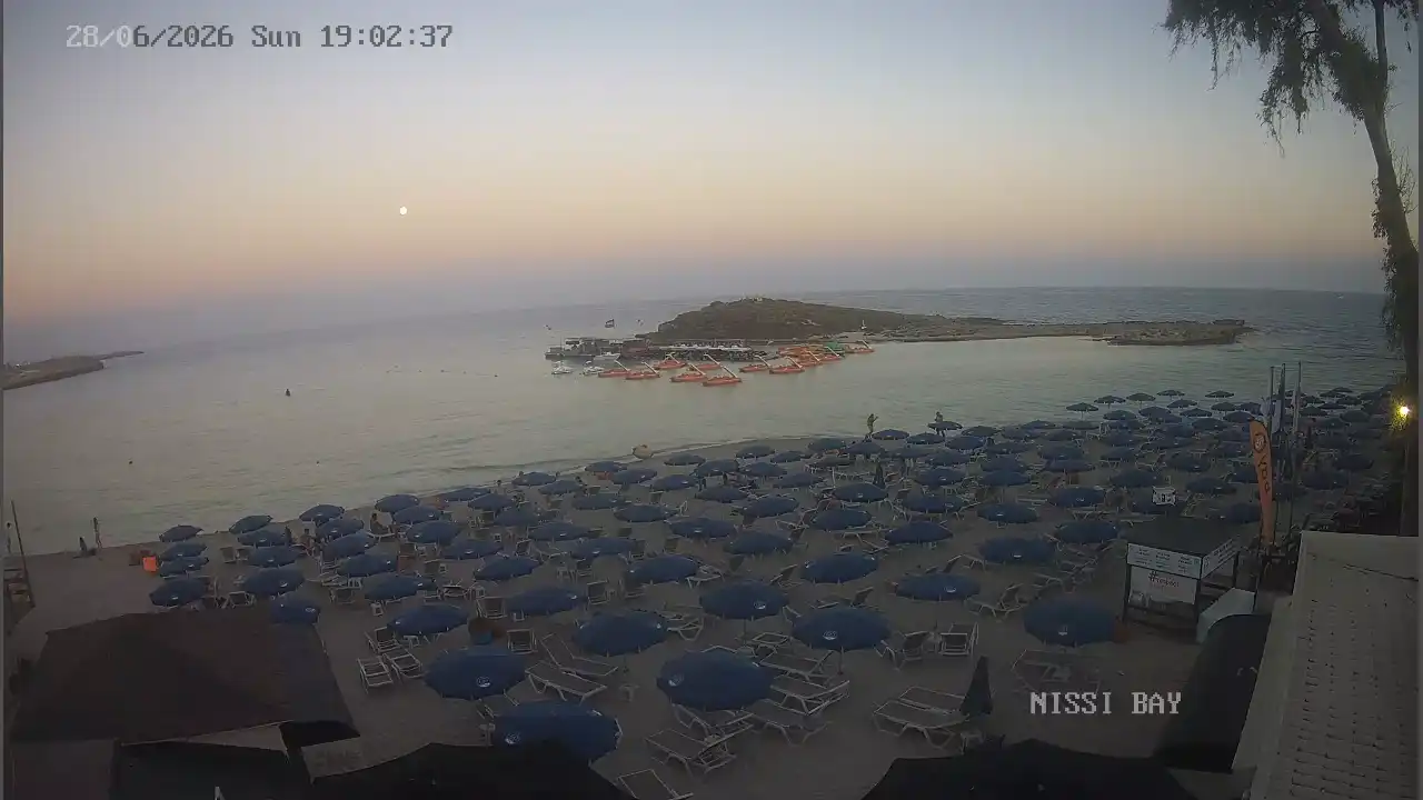 Webcam snapshot from :city — June 28, 2026 17:00