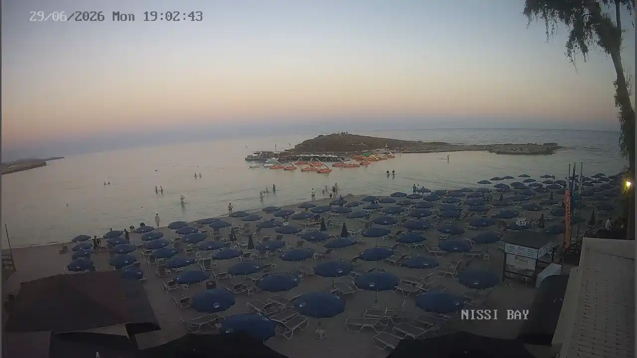 Webcam snapshot from :city — June 29, 2026 17:00