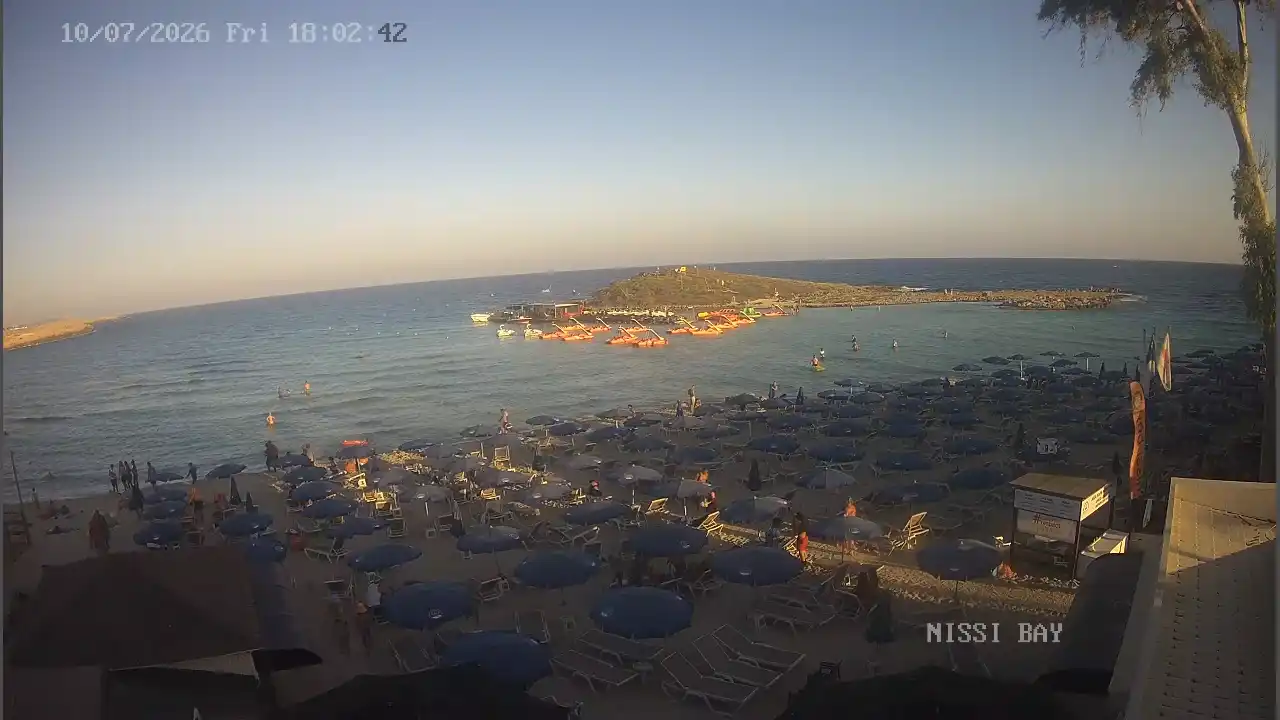 Webcam snapshot from :city — July 10, 2026 16:00