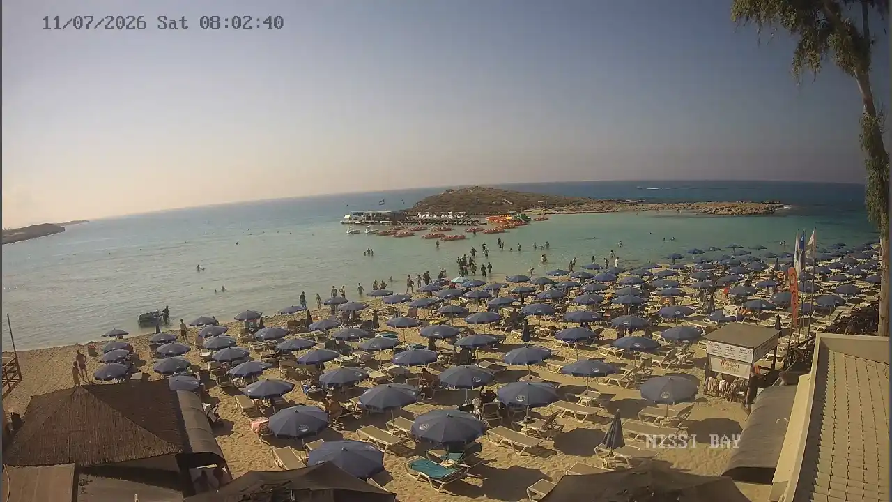 Webcam snapshot from :city — July 11, 2026 06:00