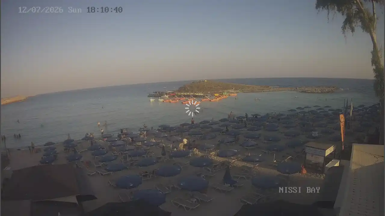 Webcam snapshot from :city — July 12, 2026 17:00