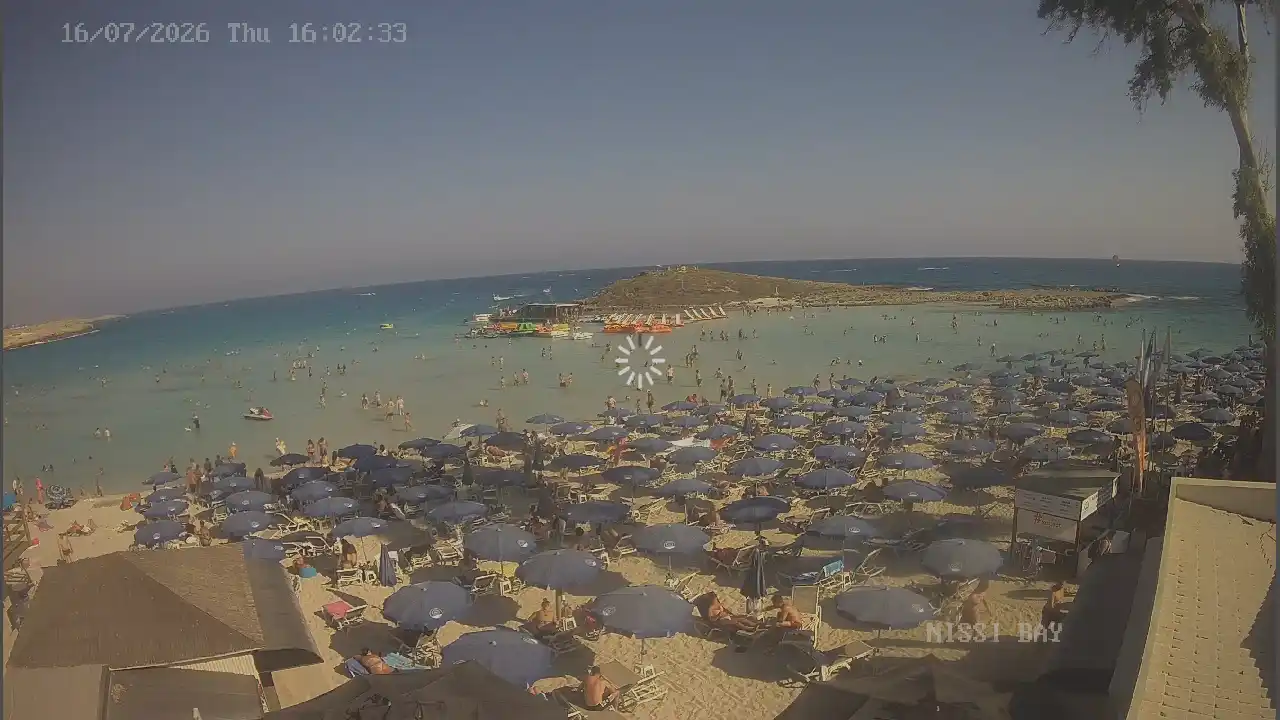 Webcam snapshot from :city — July 16, 2026 14:00