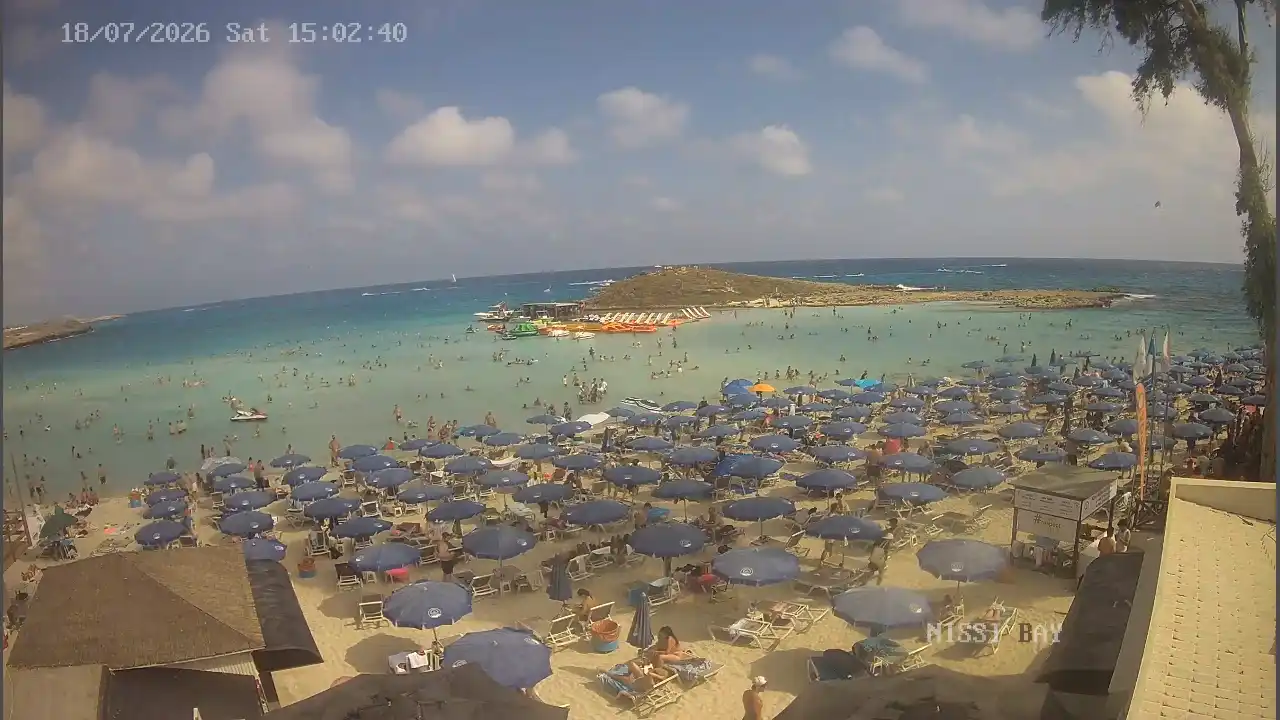 Webcam snapshot from :city — July 18, 2026 13:00