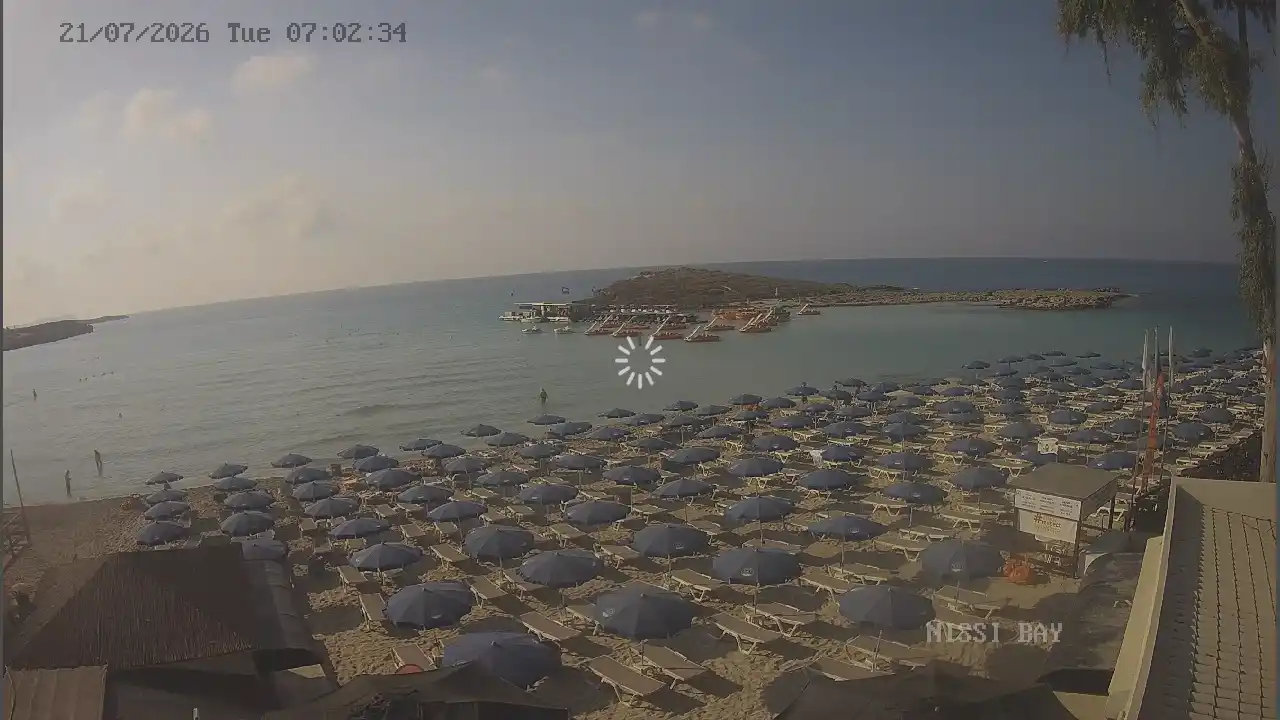 Webcam snapshot from :city — July 21, 2026 05:00
