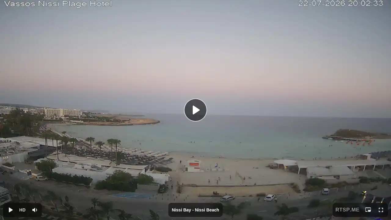 Webcam snapshot from :city — July 22, 2026 17:00