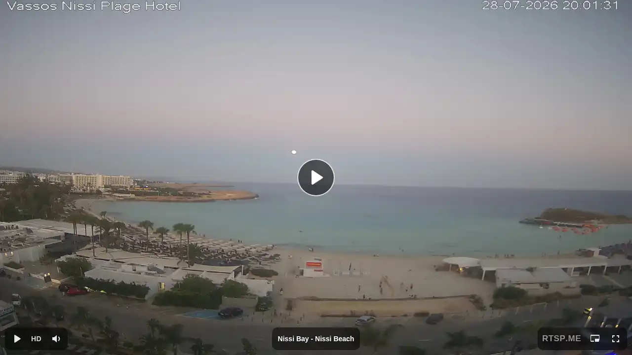Webcam snapshot from :city — July 28, 2026 17:00