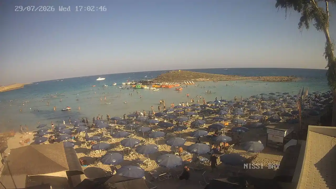 Webcam snapshot from :city — July 29, 2026 15:00