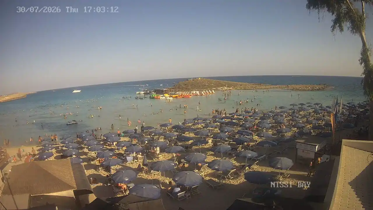 Webcam snapshot from :city — July 30, 2026 15:00