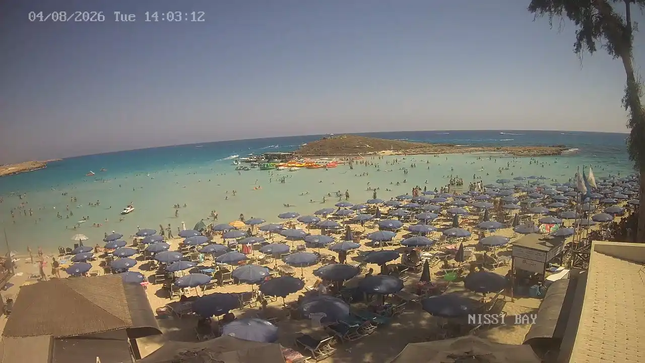 Webcam snapshot from :city — August 4, 2026 12:00