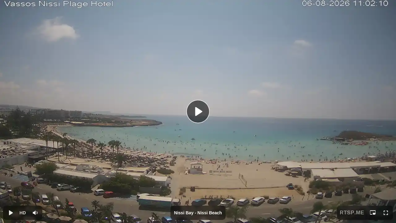 Webcam snapshot from :city — August 6, 2026 08:00
