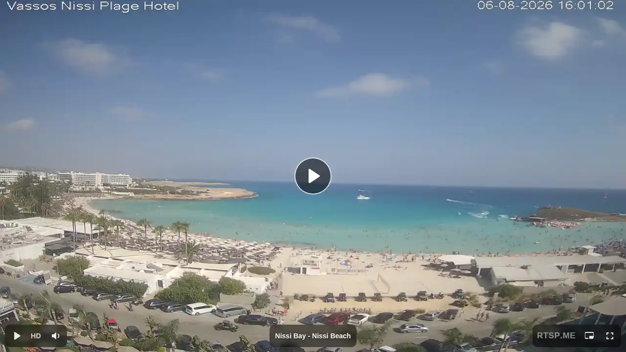 Webcam snapshot from :city — August 6, 2026 13:00