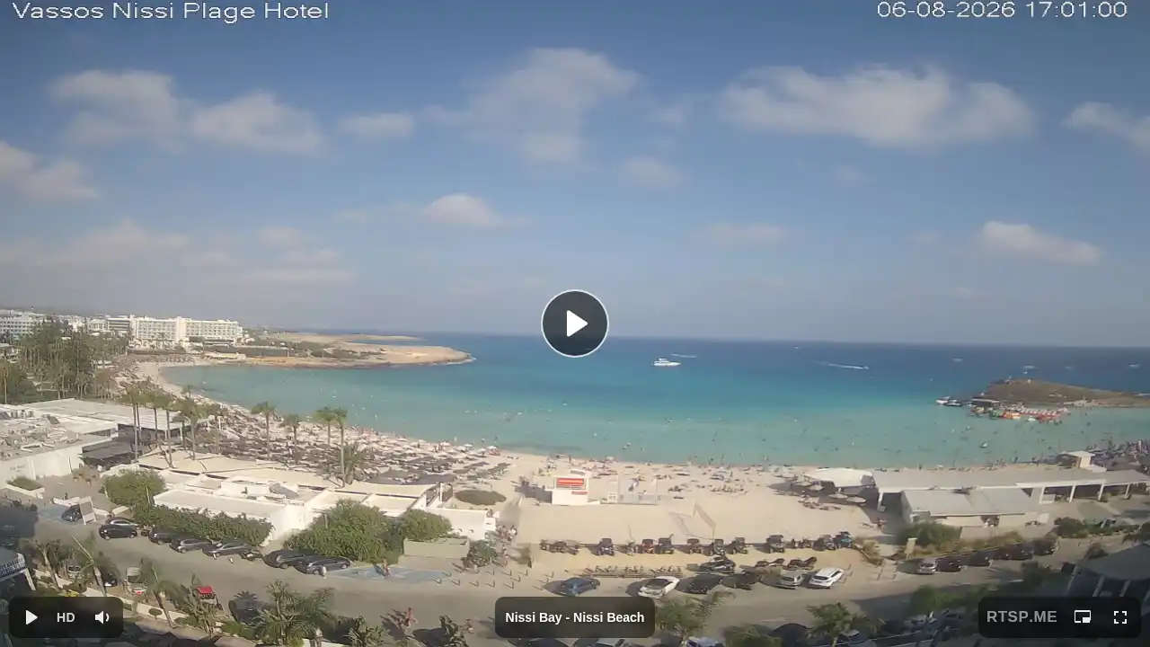 Webcam snapshot from :city — August 6, 2026 14:00