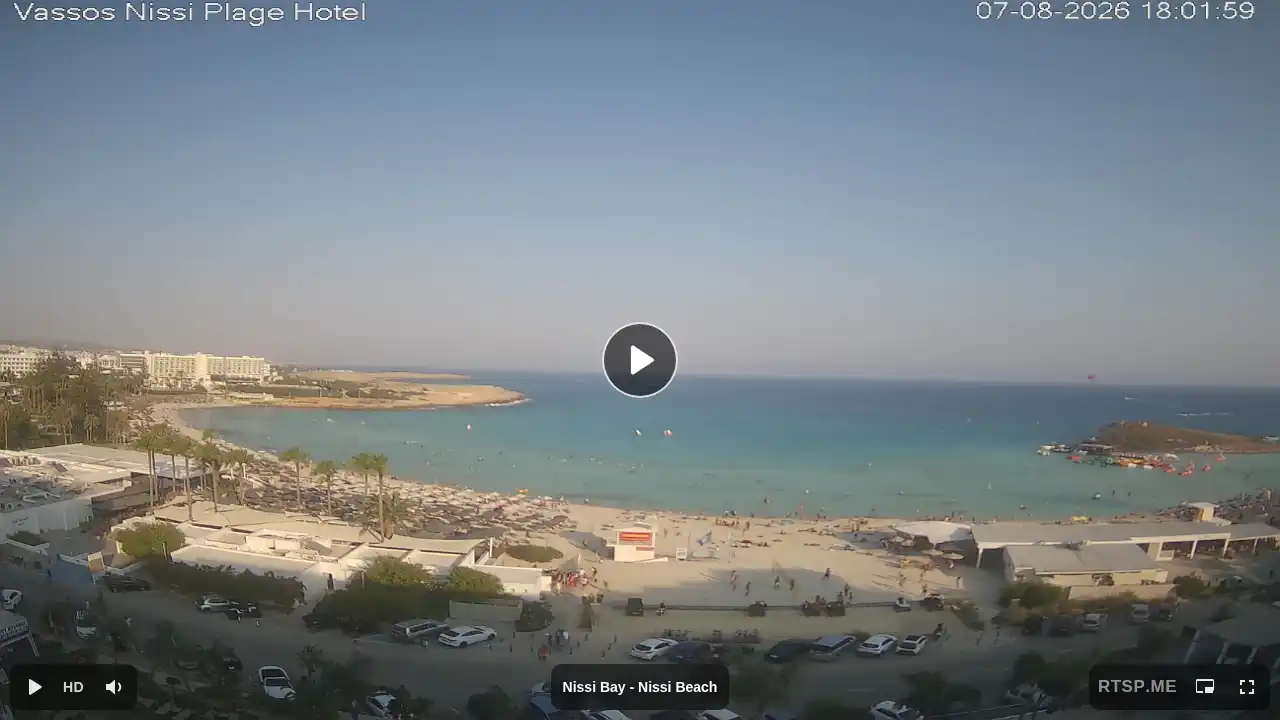 Webcam snapshot from :city — August 7, 2026 15:00