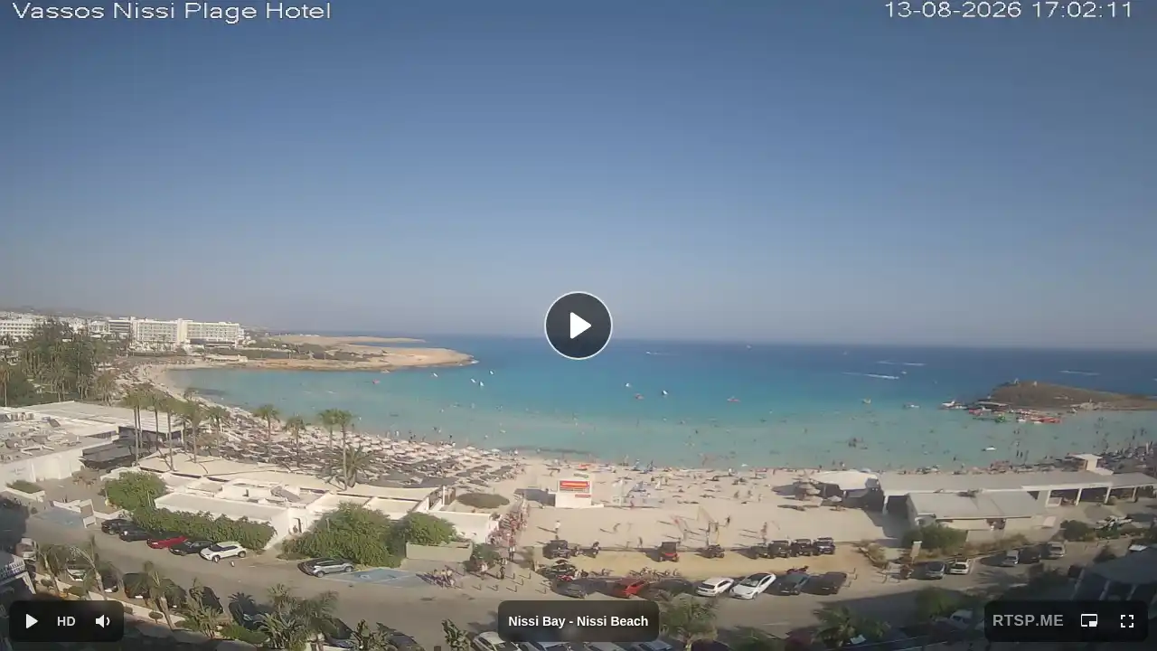 Webcam snapshot from :city — August 13, 2026 14:00