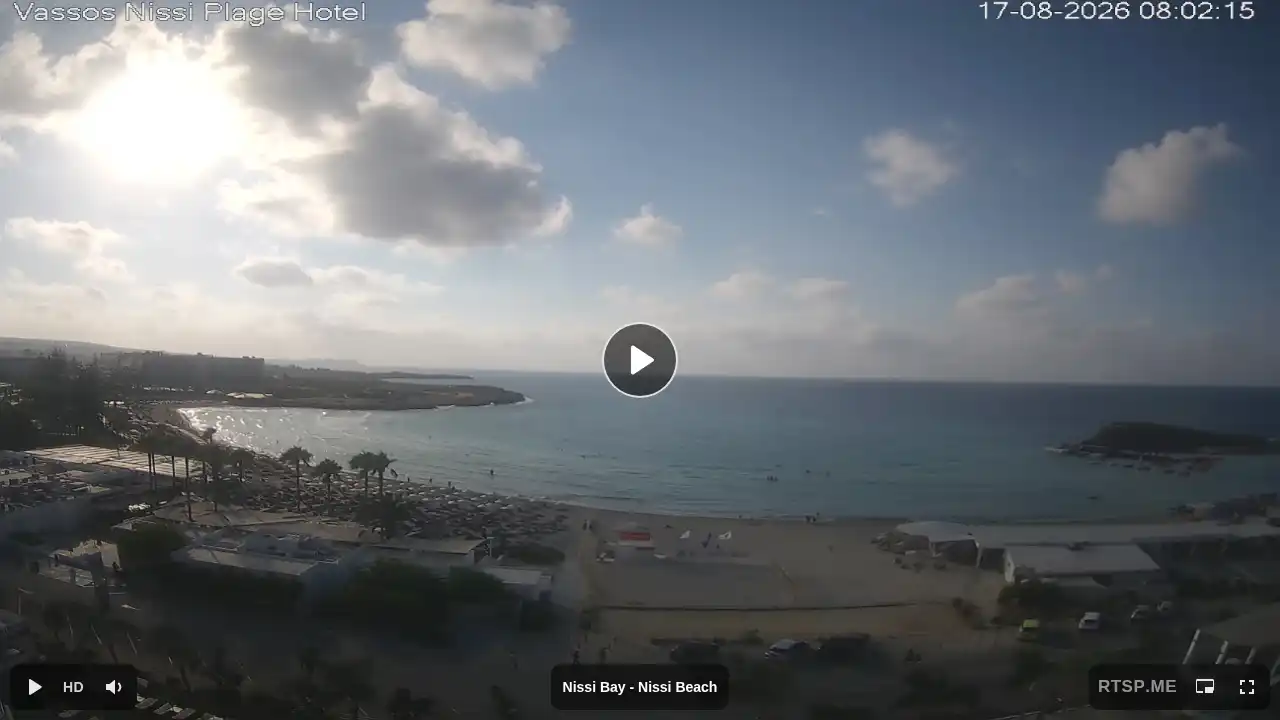 Webcam snapshot from :city — August 17, 2026 05:00