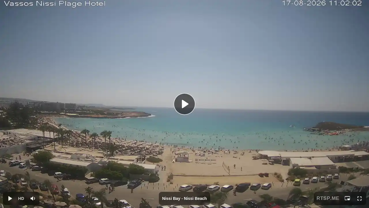 Webcam snapshot from :city — August 17, 2026 08:00