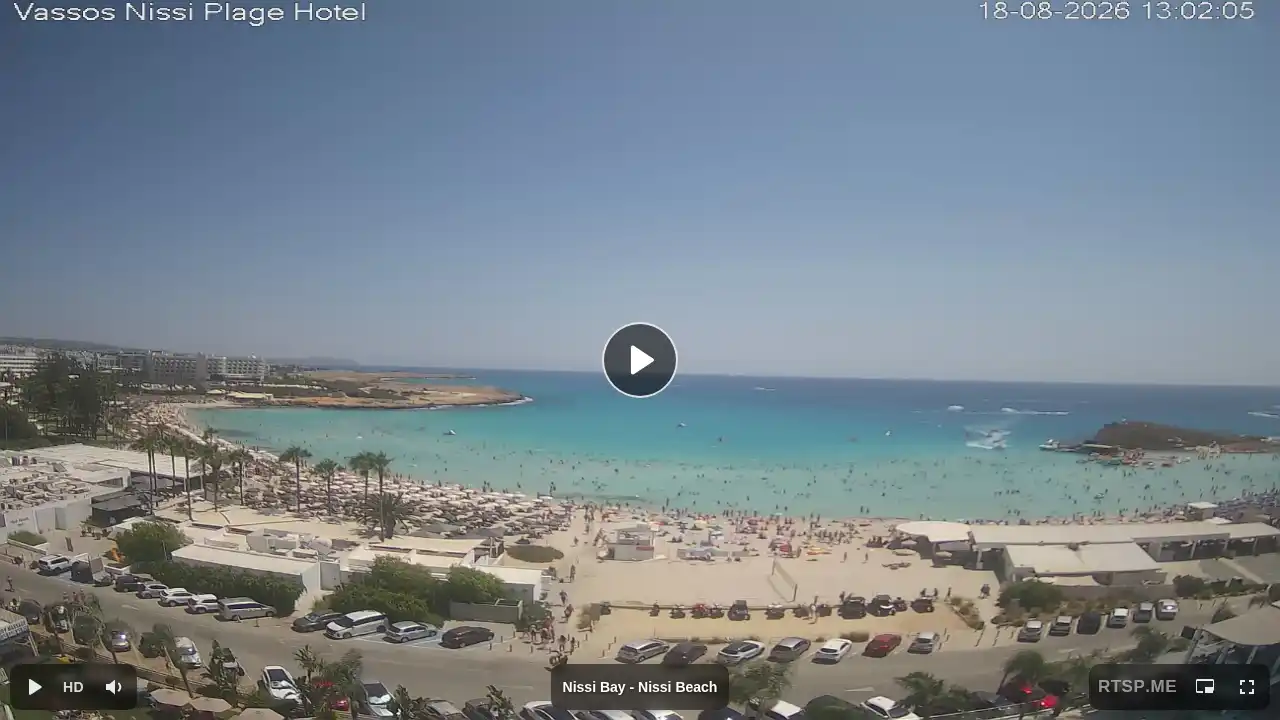 Webcam snapshot from :city — August 18, 2026 10:00