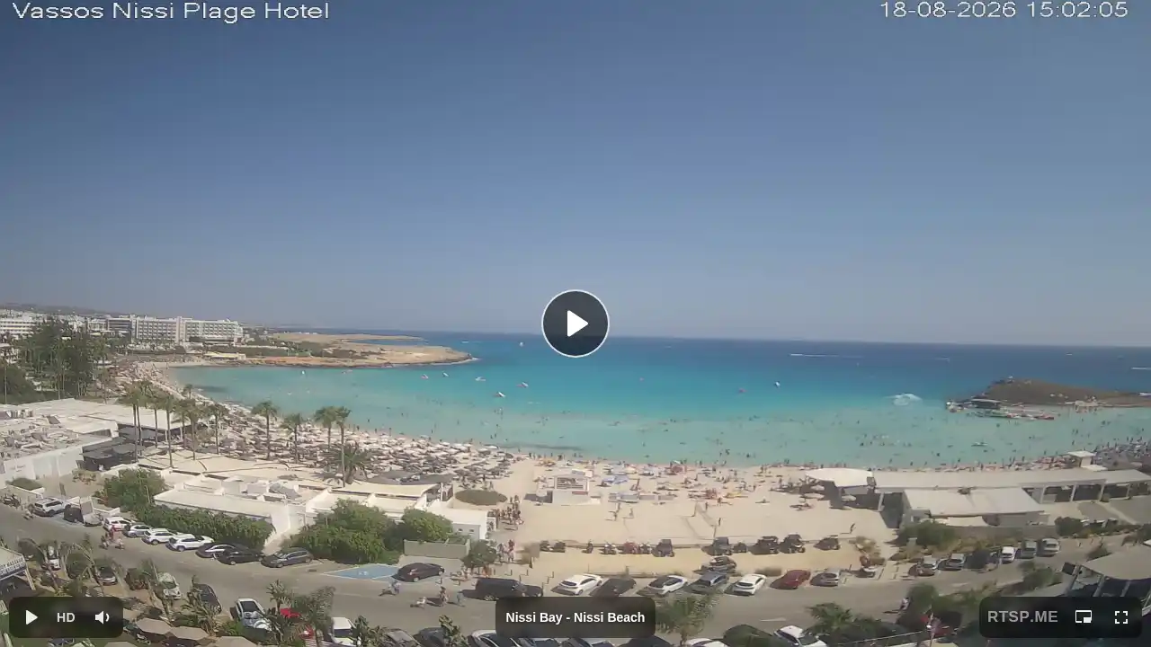 Webcam snapshot from :city — August 18, 2026 12:00