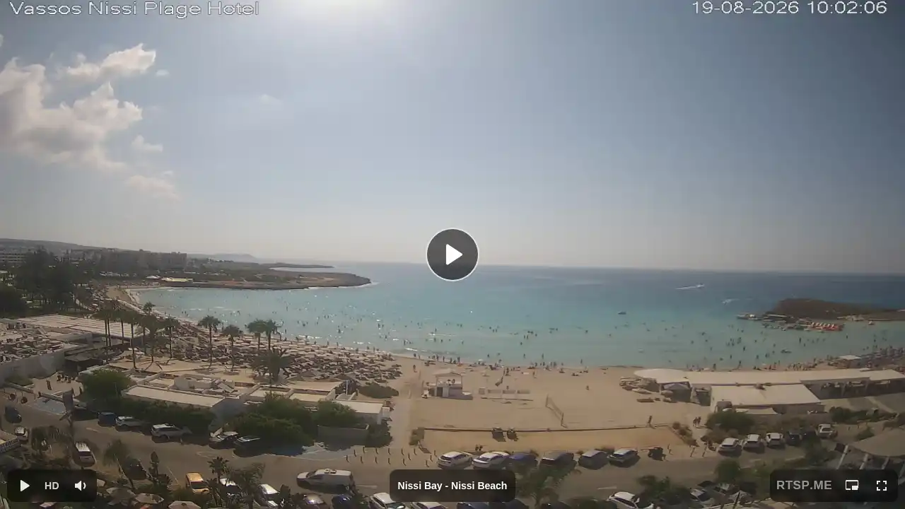 Webcam snapshot from :city — August 19, 2026 07:00