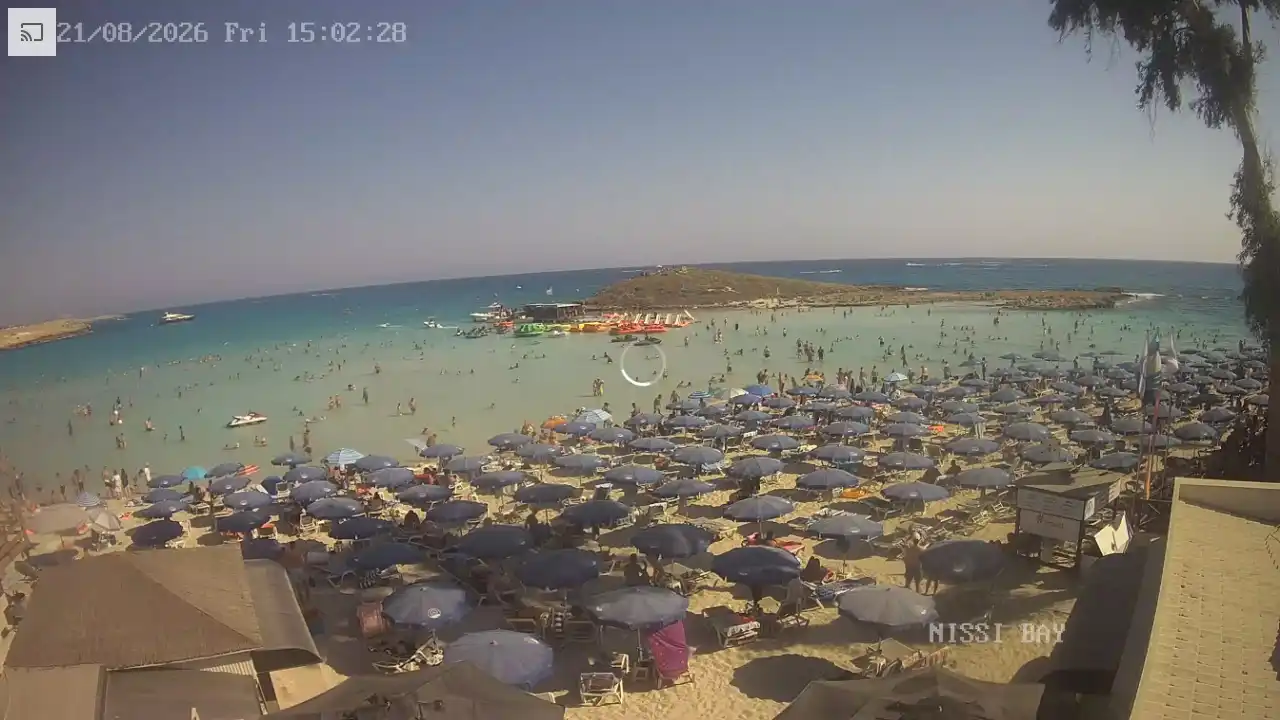 Webcam snapshot from :city — August 21, 2026 13:00