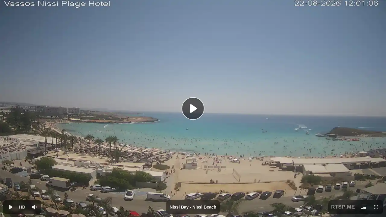 Webcam snapshot from :city — August 22, 2026 09:00