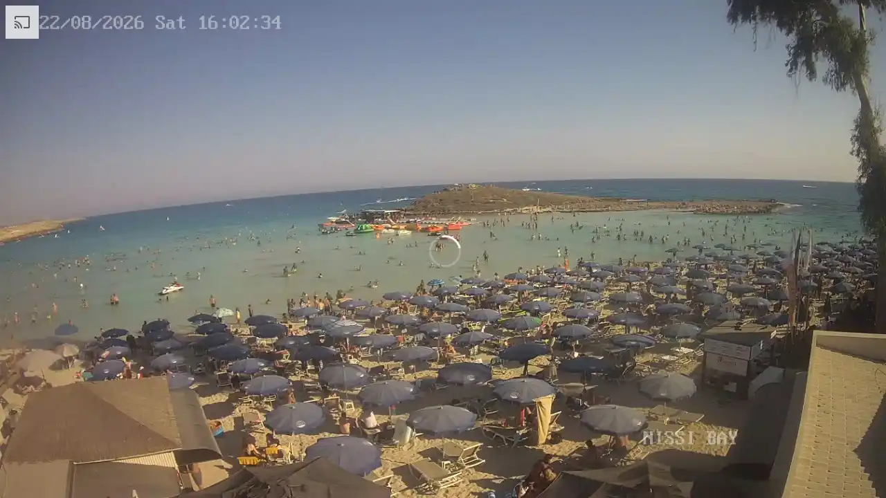 Webcam snapshot from :city — August 22, 2026 14:00