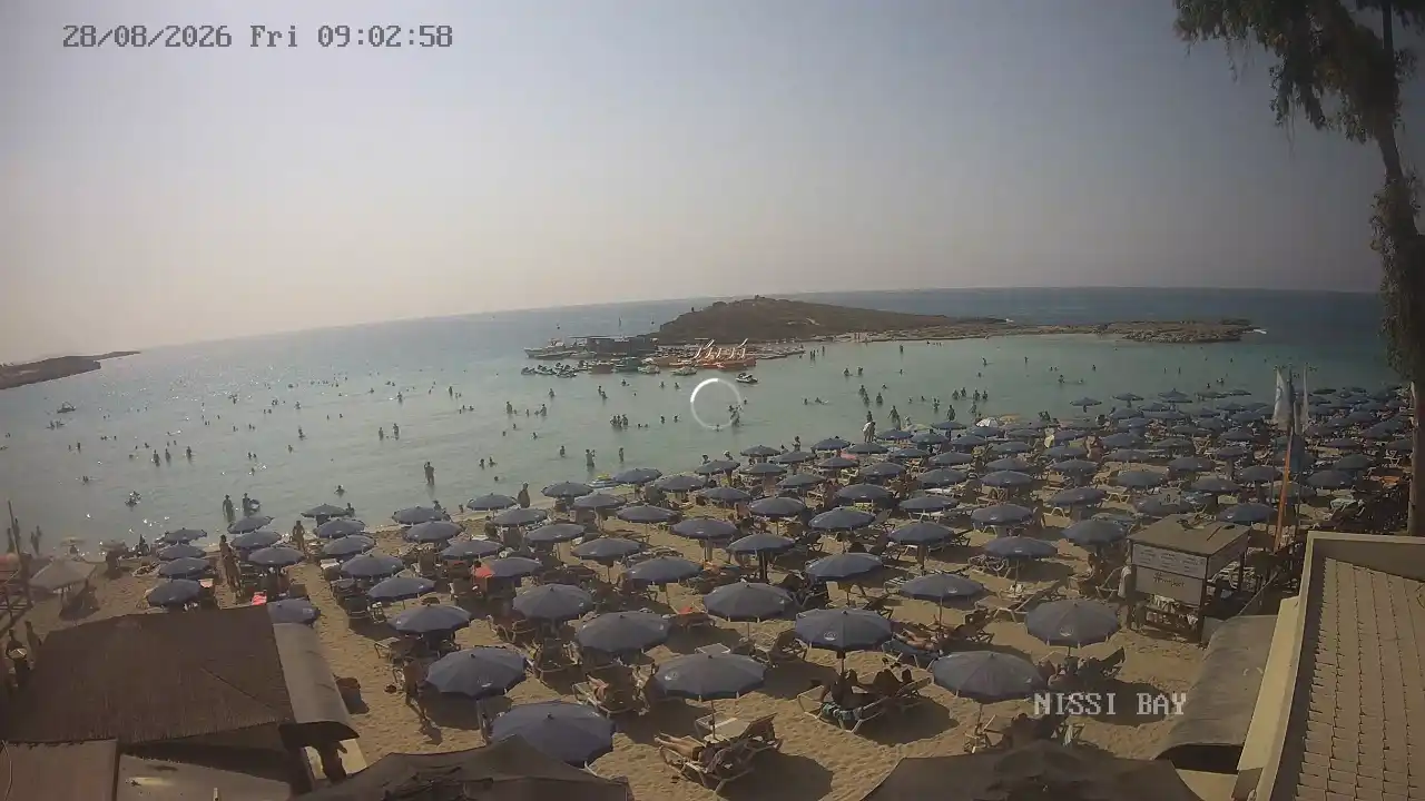 Webcam snapshot from :city — August 28, 2026 07:00