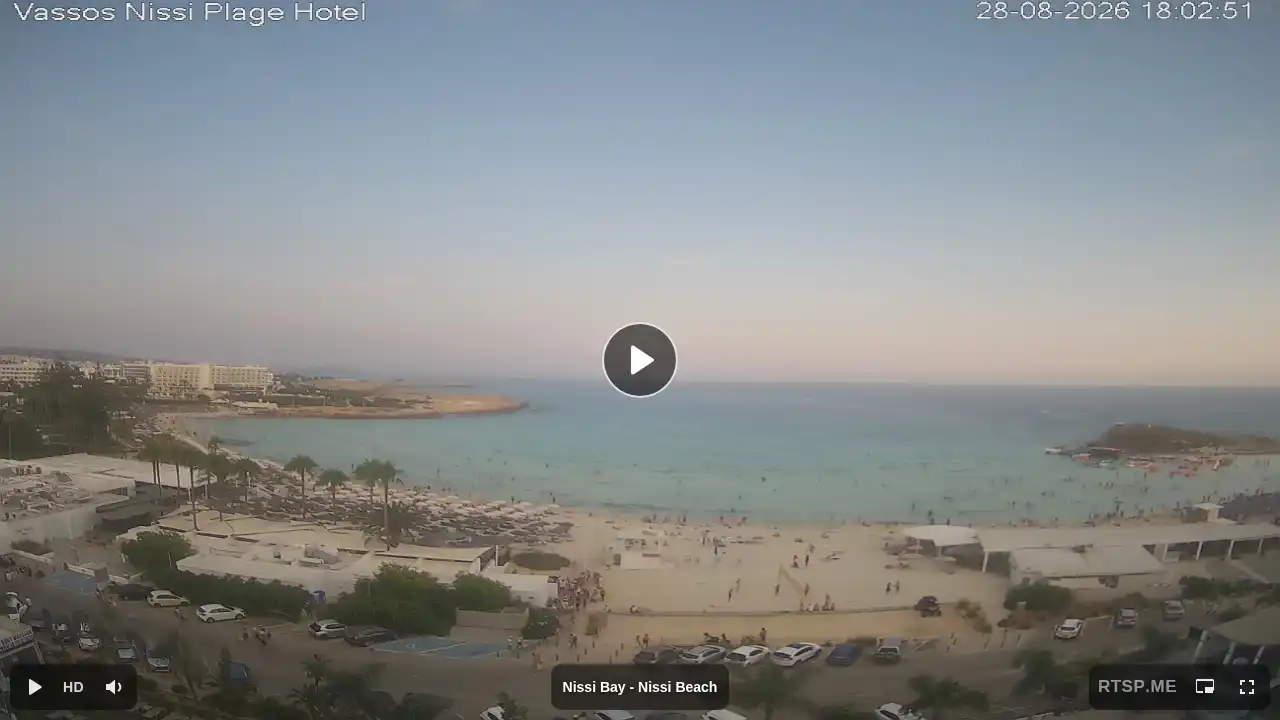 Webcam snapshot from :city — August 28, 2026 15:00
