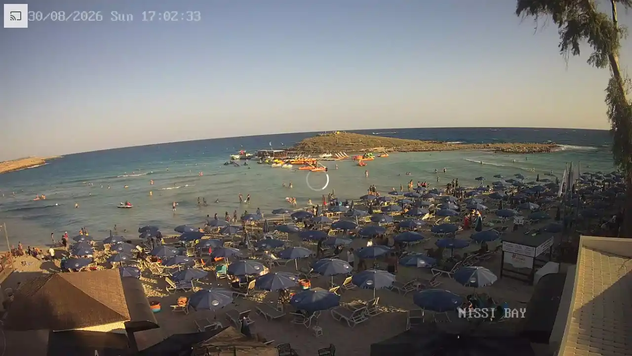 Webcam snapshot from :city — August 30, 2026 15:00